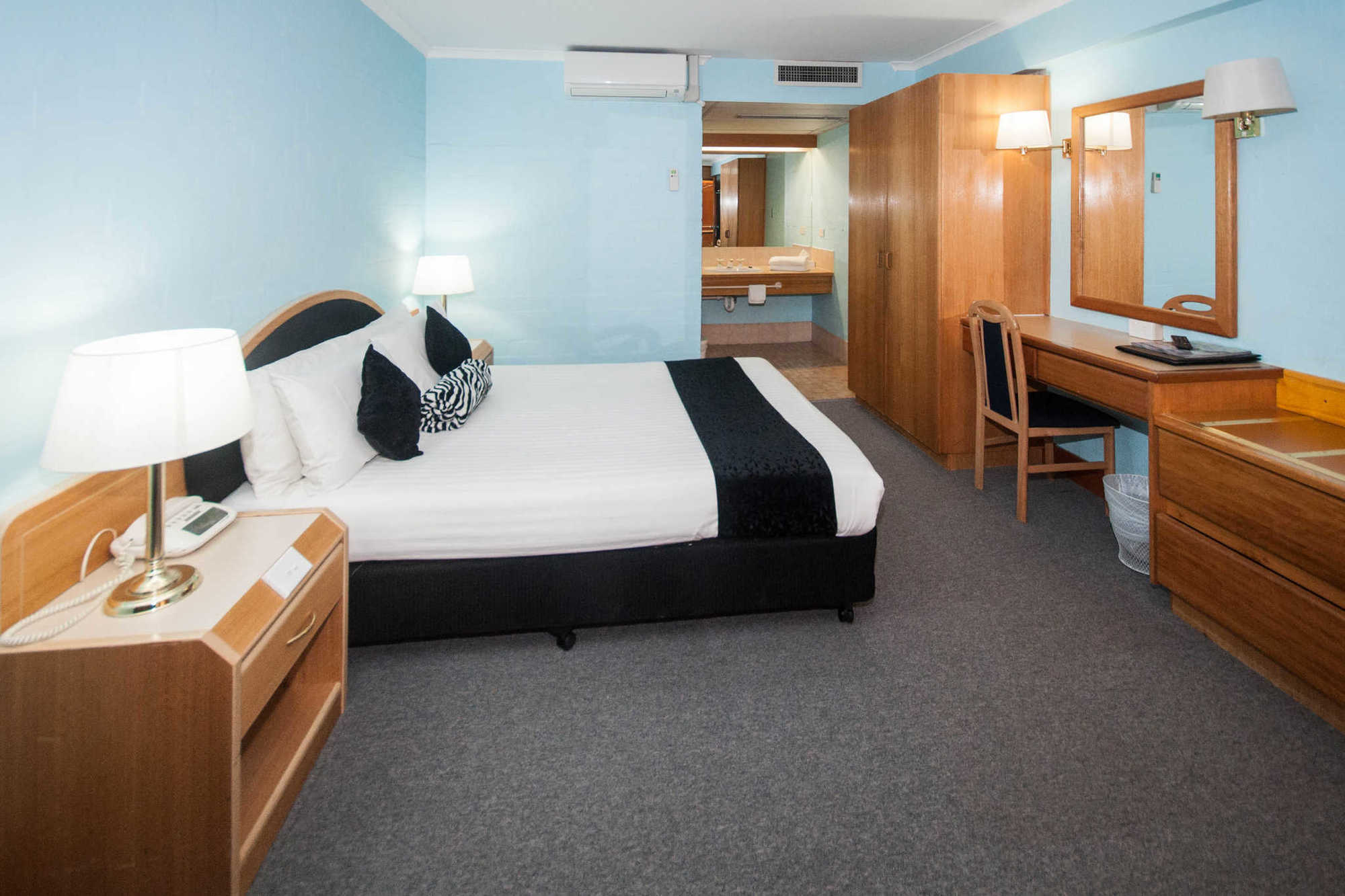 Capital Airport Motel Queanbeyan Bilik gambar